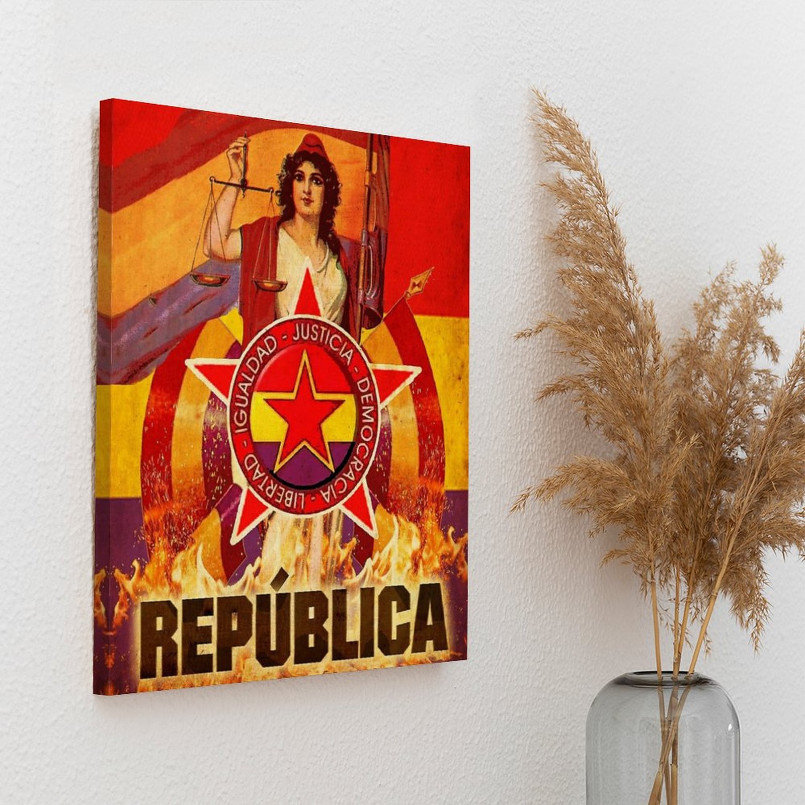 No Pasaran Spanish Revolution  - огляд і ціна Photography Pose