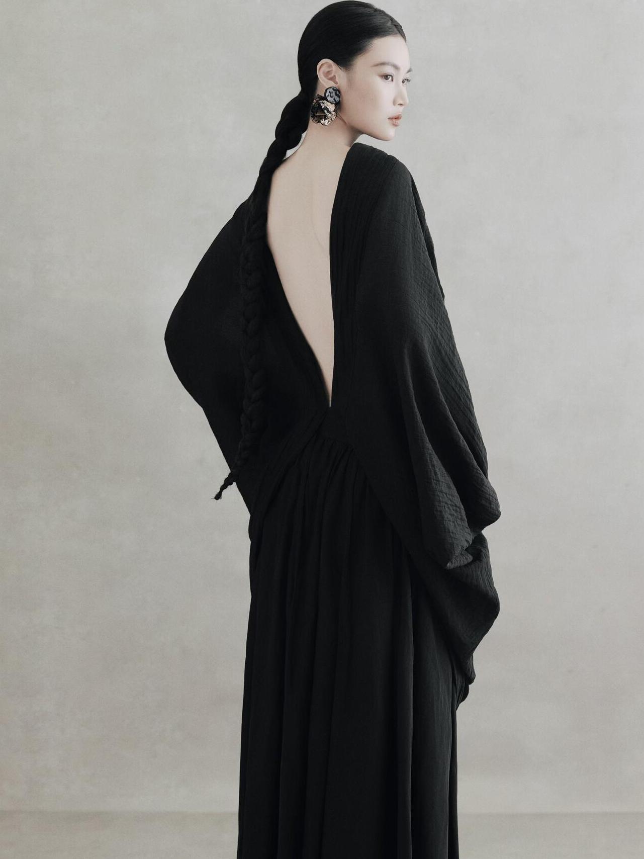 Black Backless Dress Women's R - огляд і ціна Photography Zen