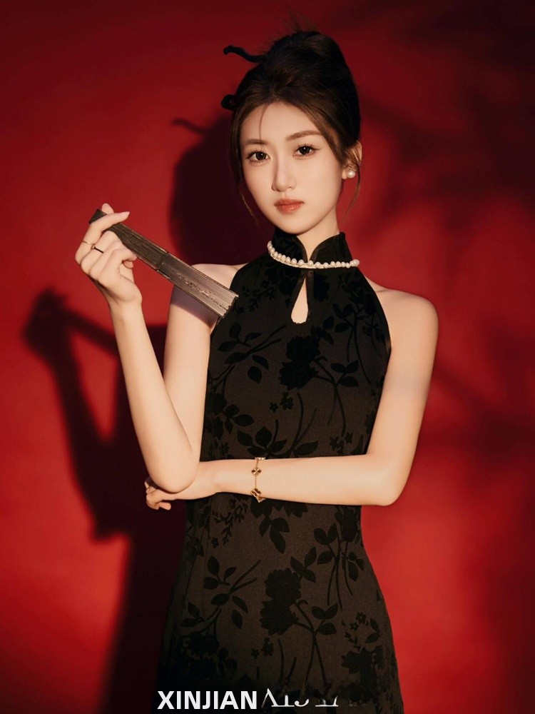 Black  Costume Studio Theme Or - огляд і ціна Photography Aesthetic